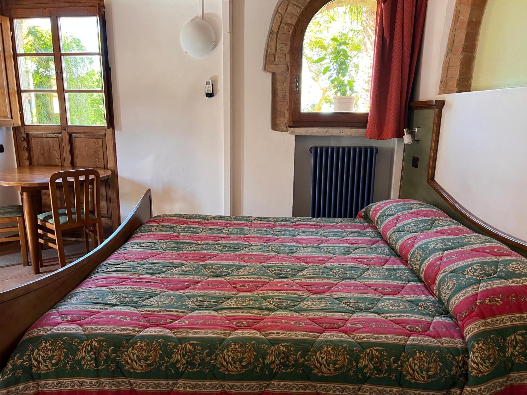 Bed & Breakfast Casale Gregoriano And Apartaments San Gimignano Ngoại thất bức ảnh